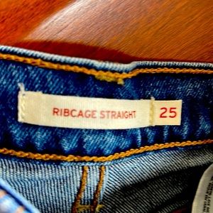 Levi’s jeans with cage street size 25 with wider leg